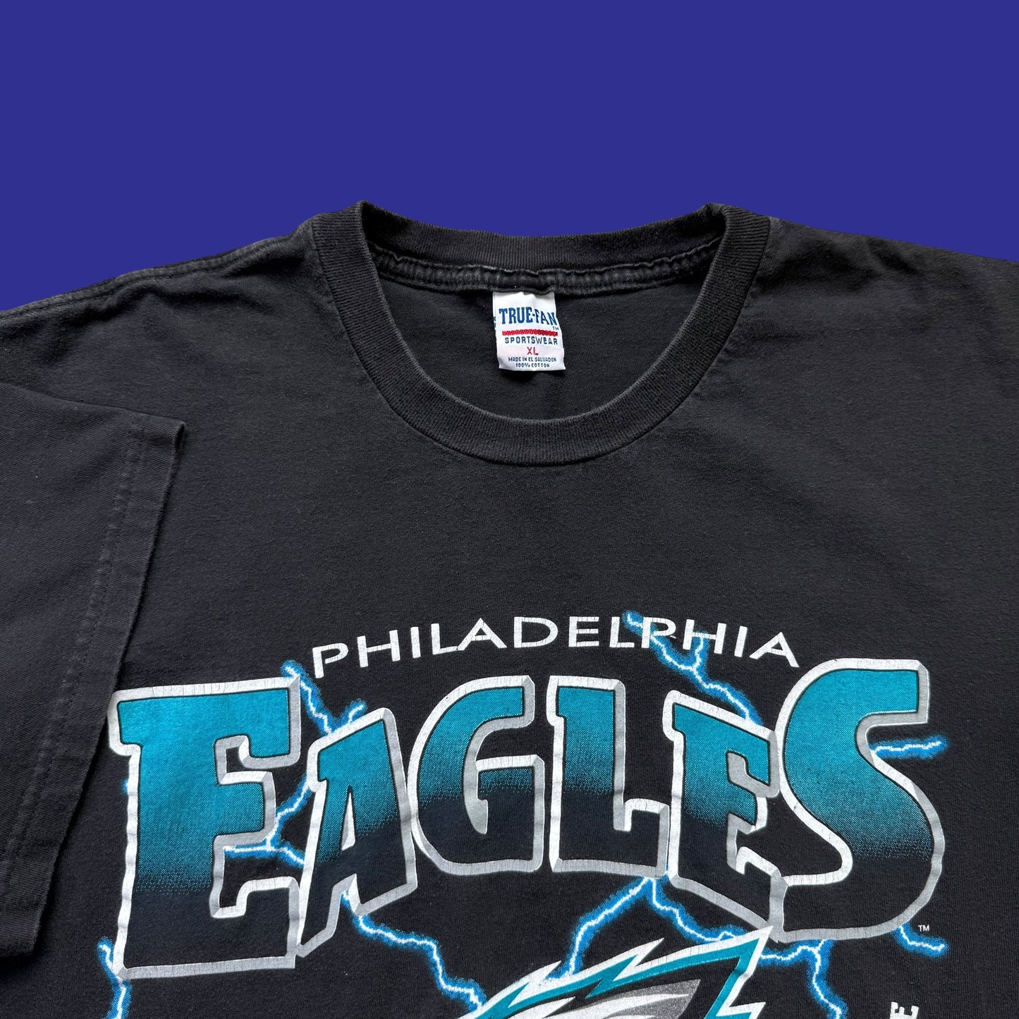 Vintage Philadelphia Eagles 1996 Lightning Shirt Size XL