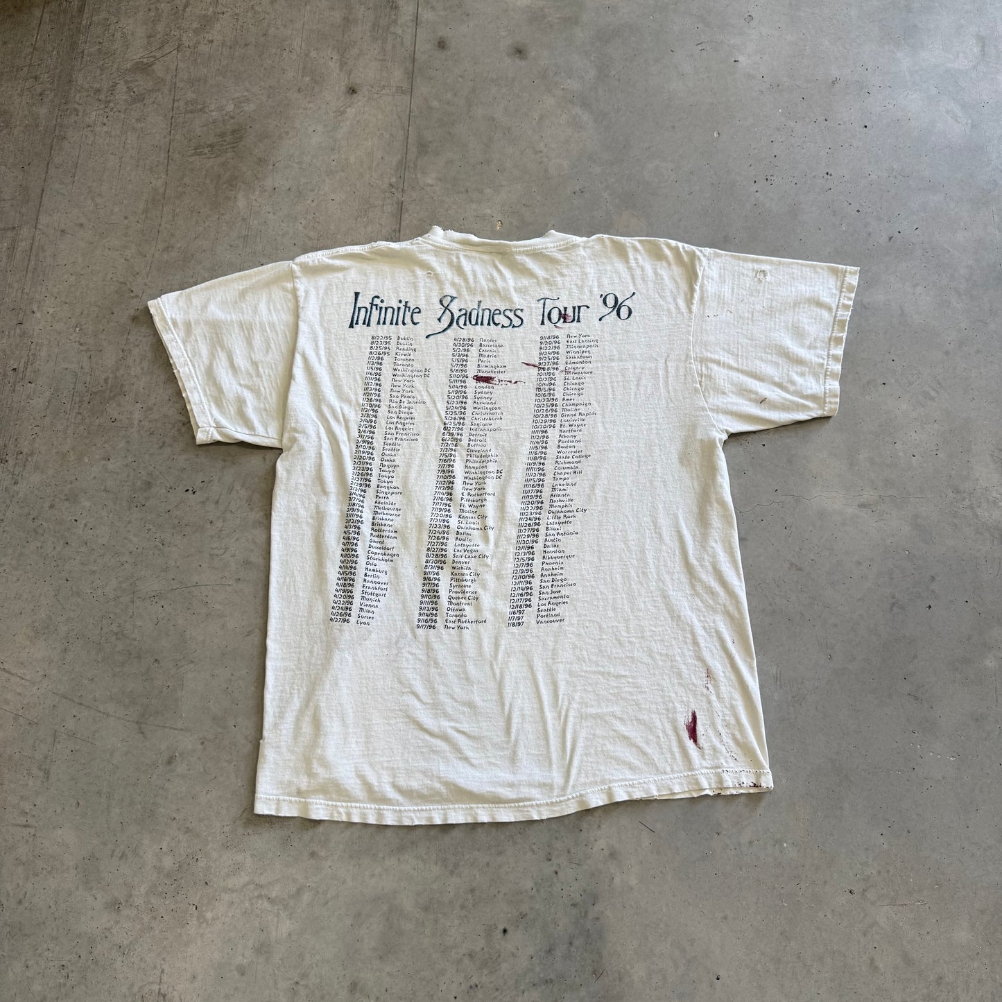 Vintage The Smashing Pumpkins 1996 “Infinite Sadness Tour” Shirt Size XL