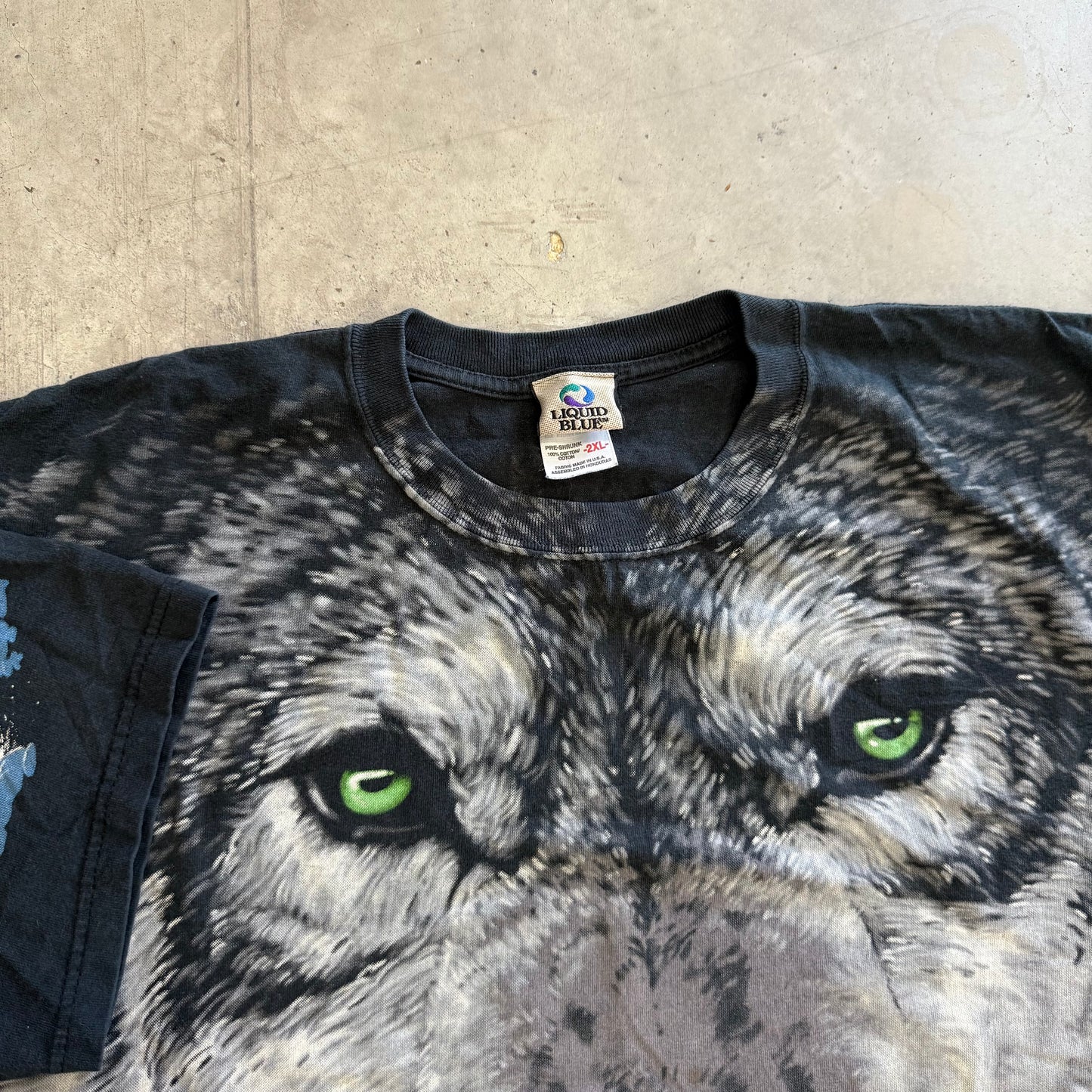 Vintage Wolf Liquid Blue AOP Shirt Size XXL