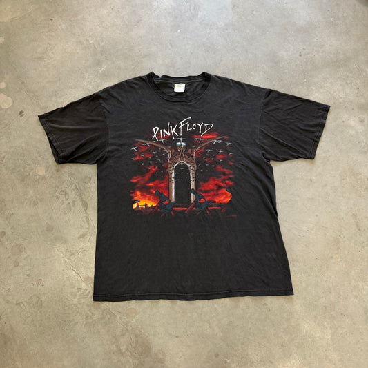 Vintage Pink Floyd “The Wall” 1997 Shirt Size XL