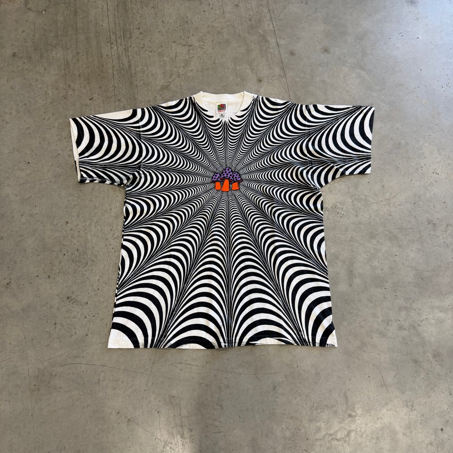Vintage Trippy Shroom AOP Shirt Size XL